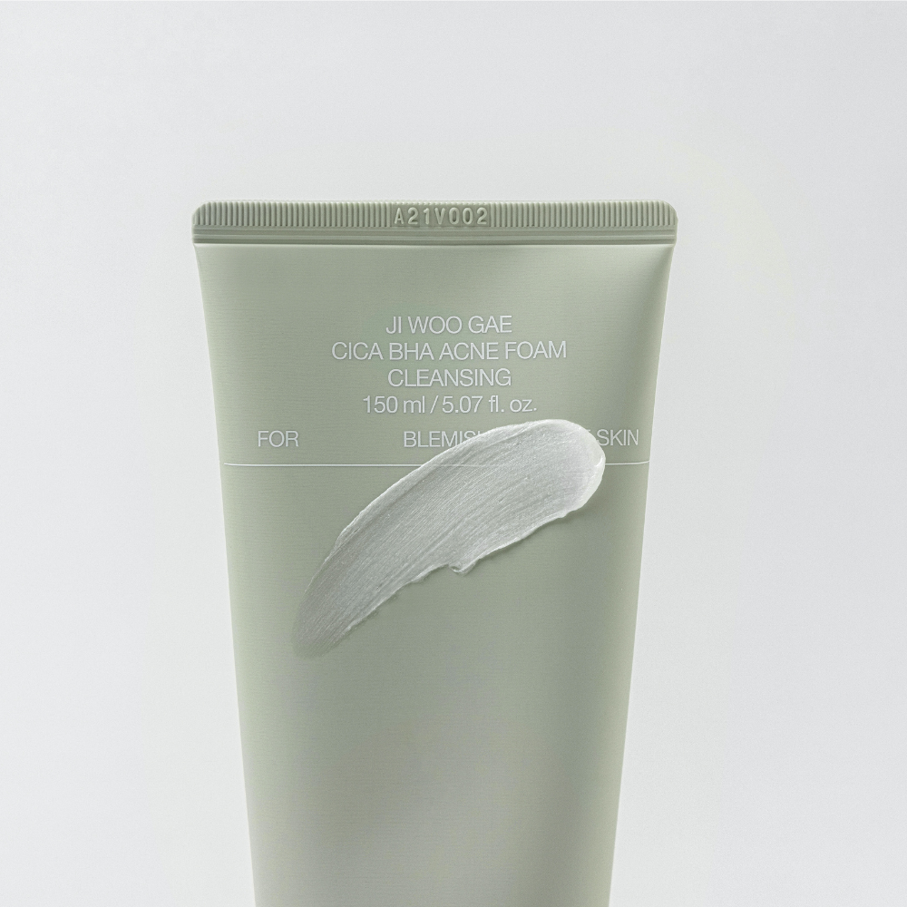 Celimax Ji Woo Gae Cica BHA Acne Foam Cleansing (150ml)